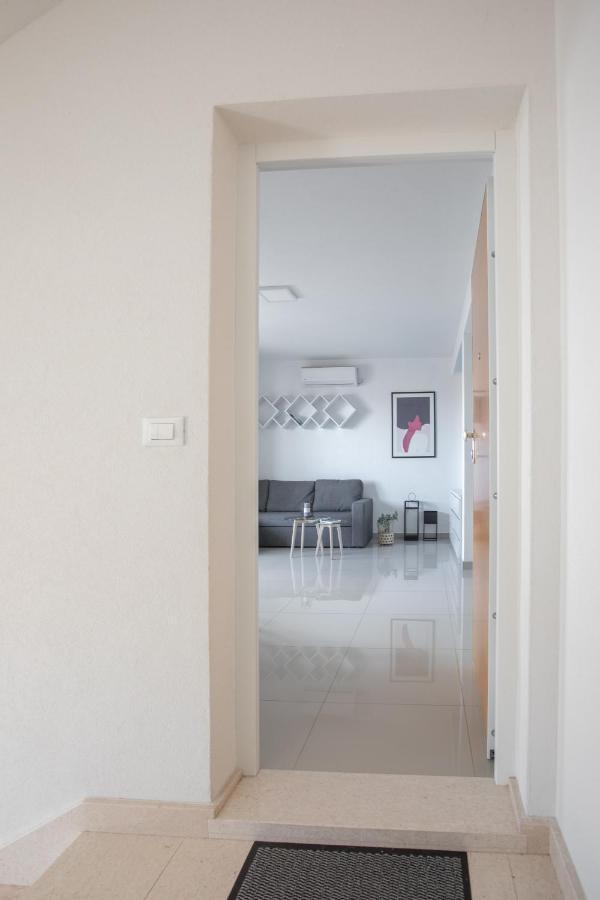 Apartment Ana Makarska Zewnętrze zdjęcie